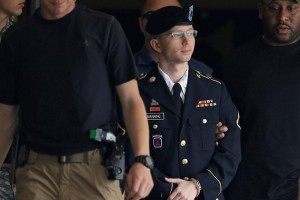 Manning fue condenado en el tribunal militar de 20 cargos