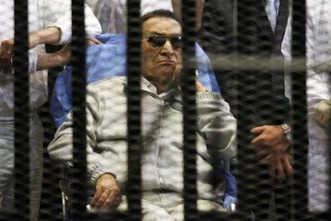 El ex presidente Hosni Mubarak debe ser colocado bajo arresto domiciliario cuando sea puesto en libe