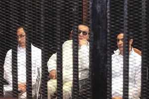 Pospone Egipto juicios contra Mubarak y Badie Pospone Egipto juicios contra Mubarak y Badie
