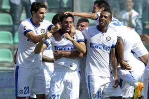 Diego Milito anot doblete en su regreso con el Inter despus de su lesin