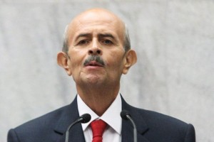 Fausto Vallejo se�ala que se reunir�a con el gobernador interino, Jes�s Reyna, y con el presidente E