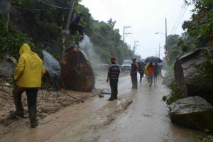 Decenas de comunidades se encuentran incomunicadas por las lluvias del fin de semana