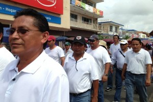 Sin incidentes concluy en Chetumal la marcha de ms de 6 mil maestros de los 10 municipios de Quint