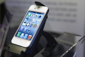 El sensor biomtrico del iPhone 5S permite a los usuarios desbloquear sus dispositivos o hacer compr