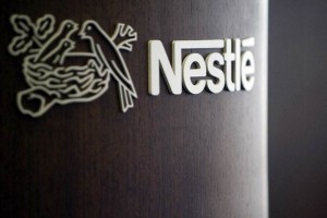 El presidente de Nestl� dijo que estar�a dispuesto a o�r ofertas de terceros que quieran comprar su 