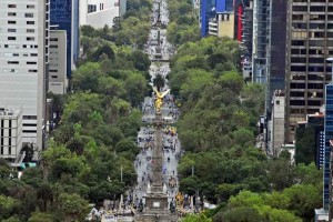 El PRD dio dos gritos en el ngel de la Independencia: uno en contra de la privatizacin de Pemex y 