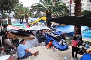 CNTE mantiene posici�n de regresar al Z�calo