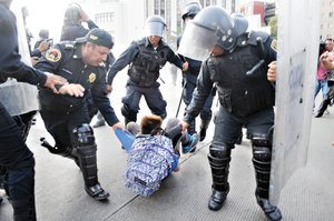 Van 19 a la c�rcel por marcha del 2 de octubre