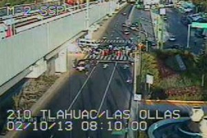 Reportan manifestacin en avenida Tlhuac Los manifestantes afectan la circulacin en ambos sentidos