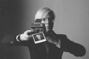 La muestra se inspira en una clebre frase de Warhol (1928-1987) -