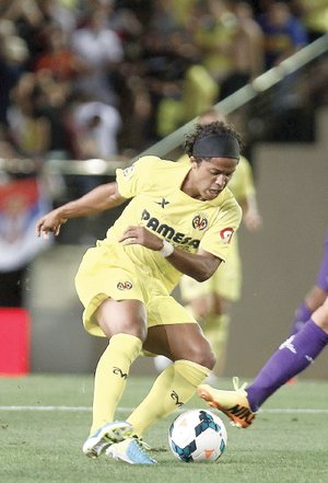 Villarreal sucumbe con Gio y Aquino