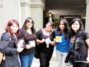 Fans de Muse, pocos pero muy pacientes