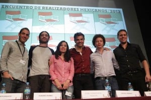 Derbez estuvo en un encuentro de realizadores con Fernando Eimbcke (1-i), Jose Luis Valle (2-i), Rit