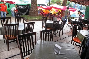 Protestarn en el ngel contra CNTE En la Plaza de la Repblica hay ms de 980 microcomercios, cuyas ventas han bajado hasta 80%, a 46 d