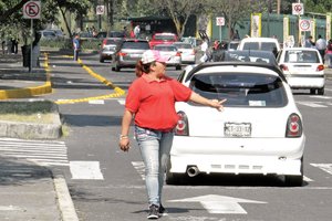 Franeleros: negocio sigue en Chapultepec