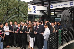 Inaugura Mancera la L�nea 5 del Metrob�s
