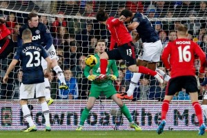 Cardiff consigui el gol de la igualdad en casa contra el Manchester United