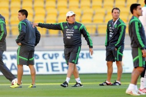 El entrenador de la selecci�n mexicana reconoce que el atacante de la Real Sociedad puede ser un jug