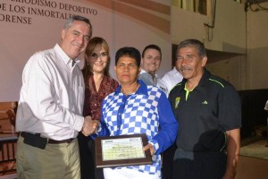 Familia del 'Gullit' Pe�a esperan que su hijo vaya al Mundial.