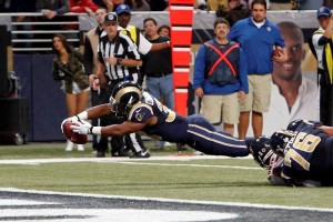 Carneros de San Luis aprovecharon sus opciones ante los Osos de Chicag.