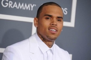 El cantante Chris Brown sale de rehabilitacin