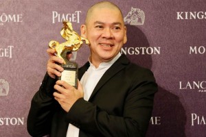El jurado, presidido por el galardonado director de cine taiwan�s Ang Lee, otorg� el premio a la mej