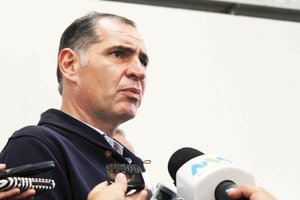 Rebasaron profesores a la polic�a