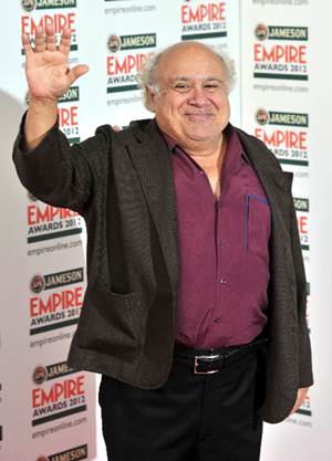 Gigantes del talento Estatura: 1.55 cm; edad: 68 aos; filmes: