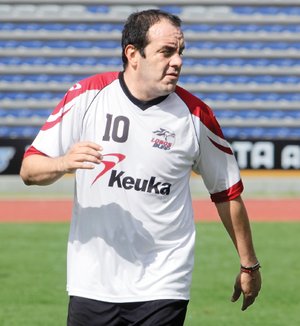 Cuauhtmoc promete acabar con el Cuauhtmoc promete acabar con el