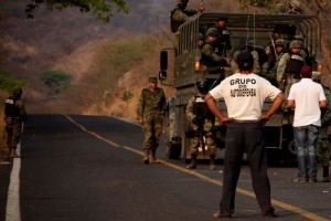 Siguen extendi�ndose los grupos de autodefensa en Michoac�n