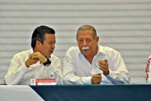 Por su parte, el l�der del Comit� Ejecutivo Nacional del PRI, C�sar Camacho Quiroz, celebr� la aprob