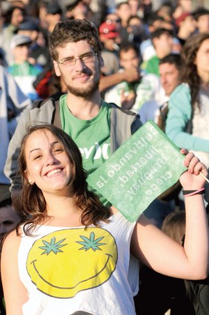 Critican a Uruguay por legalizar droga