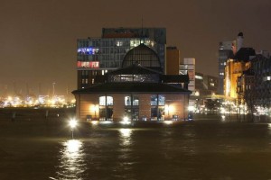 En algunas ciudades el agua alcanz� el medio metro de altura y algunas �reas del centro hist�rico de