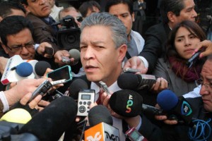 Funcionarios federales, legisladores y diversas figuras de la pol�tica nacional expresaron su p�same