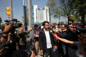 Un xito, el cerco al Senado: hijo de AMLO Andrs Manuel Lpez Beltrn, hijo de Lpez Obrador, acudi al cerco que se realiza en el Senado