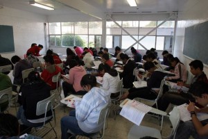 SEP entrega ms de 802 mil becas escolares en 2013 SEP entrega ms de 802 mil becas escolares en 2013