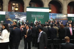 El presidente Enrique Pea Nieto convoc hoy a Palacio Nacional para promulgar la reforma constituci