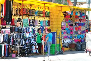 Denuncian extorsi�n en Tepito