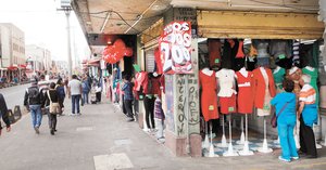 Avalan el retiro de ambulantes en Mixcalco