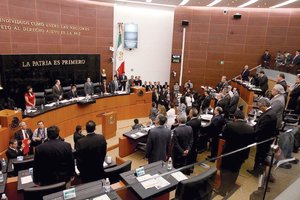 ALDF exhorta a Senado avalar reforma pol�tica de la ciudad