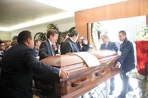 Despiden a Sulaim�n con el Himno Nacional