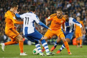 Real Madrid sac ventaja de la casa del Espanyol con el tanto de Benzema.