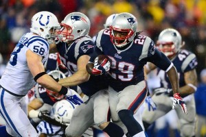 LeGarrette Blount encamin el pase de los Patriotas al Juego de Campeonato de la Americana 