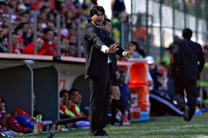 Cardozo critic la actitud de su equipo en el primer tiempo ante Monarcas.