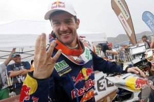Marc Coma y Nani Roma fueron los ganadores en el Rally Dakar en motos y autos.
