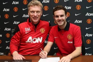 Juan Mata se convirti� en el fichaje m�s caro de la historia del United