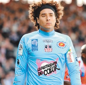 El triunfo se le niega al Ajaccio de Ochoa