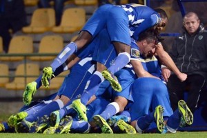 Diego Reyes celebr junto con sus compaeros el triunfo de su escuadra