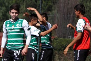 Los jugadores del equipo fueron llevados al Hospital en Torren