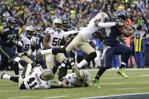 Marshawn Lynch acarre� el bal�n para 140 yardas y dos touchdowns